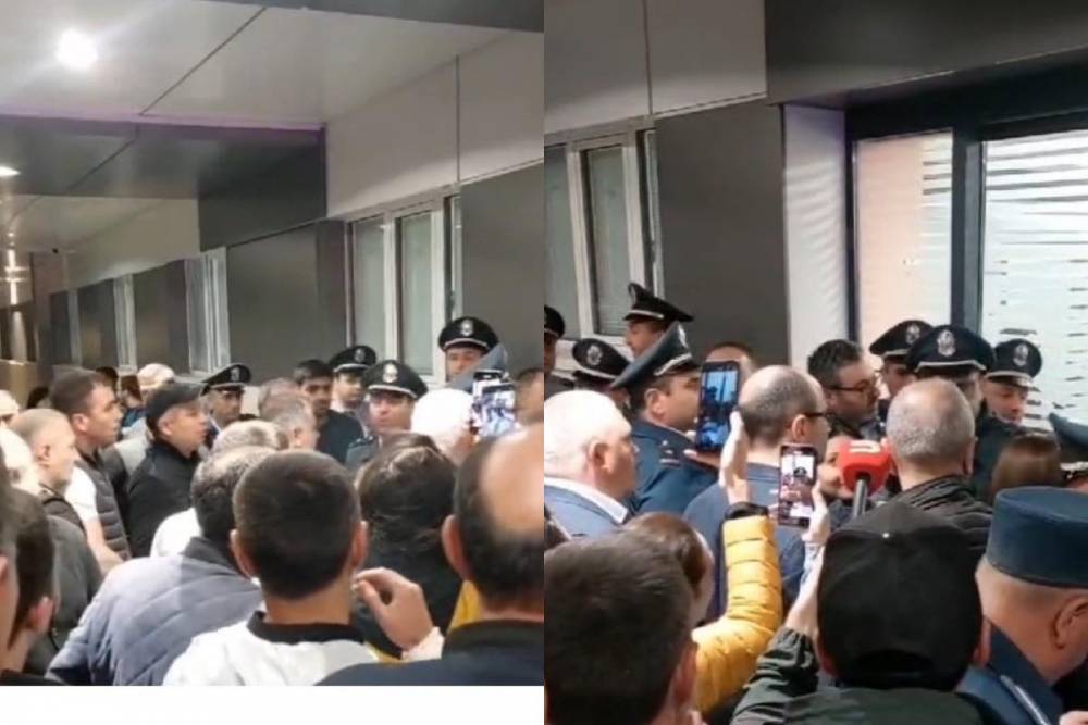 Ոստիկանները փակել են «Էրեբունի» հիվանդանոցի մուտքը. (տեսանյութ)