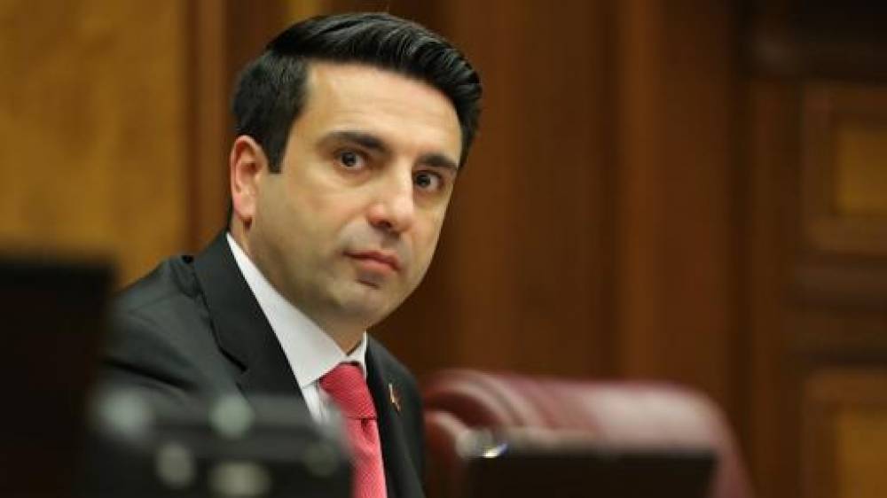 Լոնդո՞ն ինչի եք գնում. «Հրապարակ»