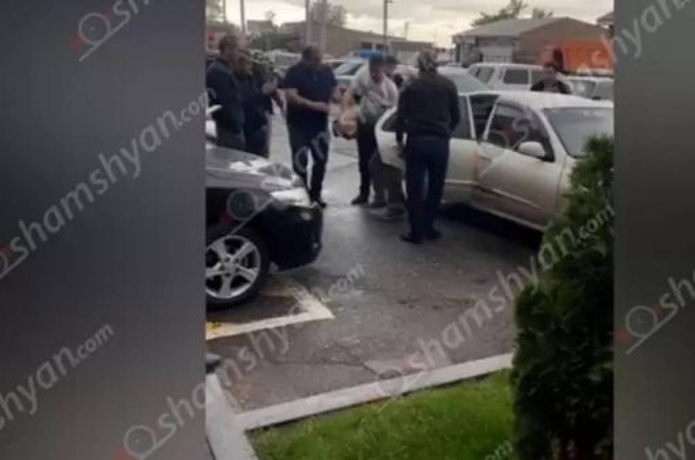 Աշտարակում ԱՄՆ-ից ժամանած տղամարդը, դանակի բազմակի հարվածներով, սպանել է իր մորաքրոջը