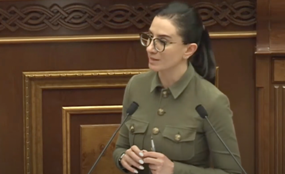 Ես հստակ իմացել եմ պահվող բոլոր անձանց՝ անուն ազգանուն, կենսագրություններով. ինձ համար նրանք թվաքանակ չեն, անհատներ են. դատախազը՝ անհետ կորածների ցուցակների մասին