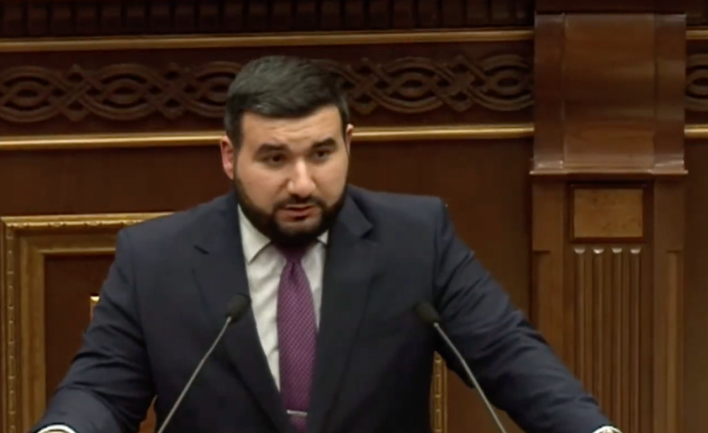 Ասում են՝ այ դուք, տականքնե'ր, Սեյրան Օհանյանի կնոջ կլաչի գնով բնակարան եք առել, 20 տարի մուծելու եք