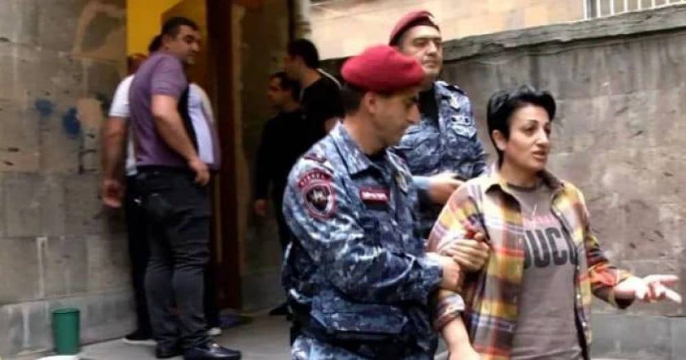 Այդ ի՞նչ է արել զոհված զինծառայողի մայրը, որին պետք էր 1 ամսով զրկել Հայրենիքին կյանքը նվիրած իր որդու շիրիմին այցելելու հնարավորությունից` նրան կալանքի տակ պահելով. Թաթոյան