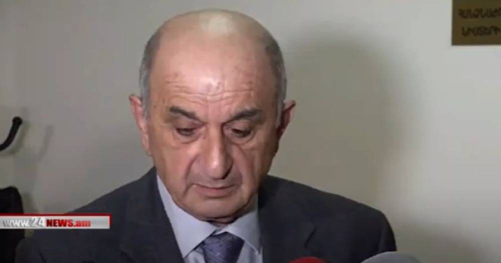 Կա՜մ Արցախը թող ինքնուրույն լուծի իր հարցերը, կա՜մ հարգի ՀՀ իշխանություններին. Վիգեն Խաչատրյան (Video)