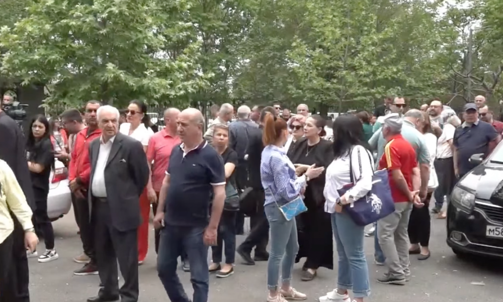 Ուղիղ միացում. Դատարանը շարունակում է քննել Գայանե Հակոբյանի ձերբակալման իրավաչափության և կալանավորման հարցը