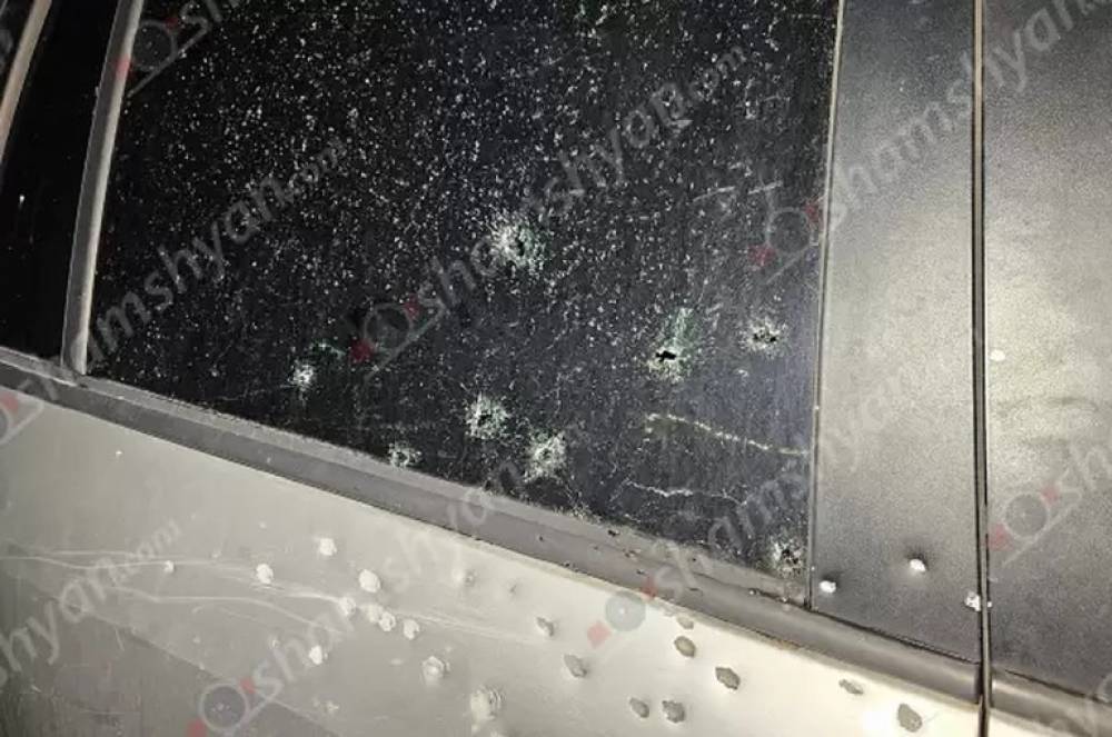 Կրակոցներ՝ Երևանում, ավտոմեքենայի վրա հայտնաբերվել են կրակոցի հետքեր․ Shamshyan.com