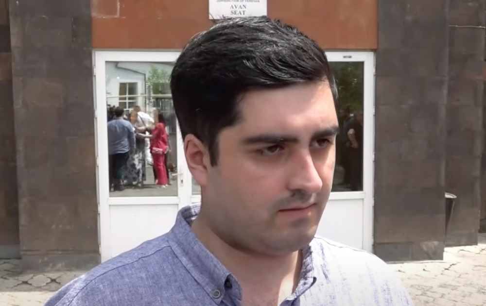 Արցախը հեշտ հանձնելու համար զբաղված են այն ազատագրողների վարկանիշը գցելով. Դերզյան