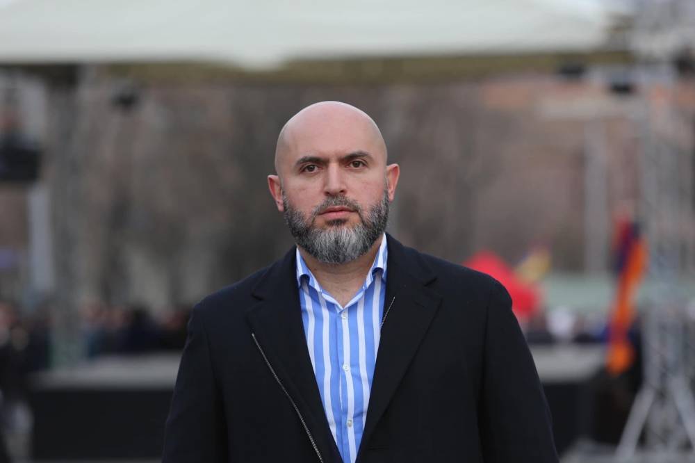 Ութ տարի ինձ այնքան են հետազոտել, երևի մենակ «պոչկիս քարը» չեն գտել. Արմեն Աշոտյան (Տեսանյութ)