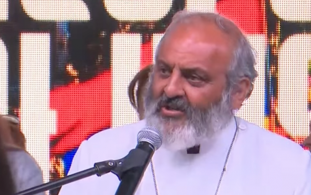 Նա պետք է հեռանա, բանակին ստորացնում է, ոստիկաններին բարոյազրկում և լեգիտի՞մ վարչապետ է