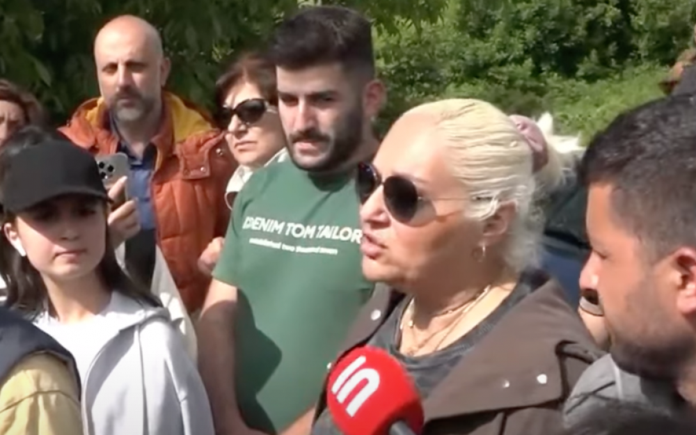 Ընկեր ջան, քո գյուղն էլ ա հանձնելու. Շուշան Պետրոսյանը՝ ոստիկանապետին (տեսանյութ)
