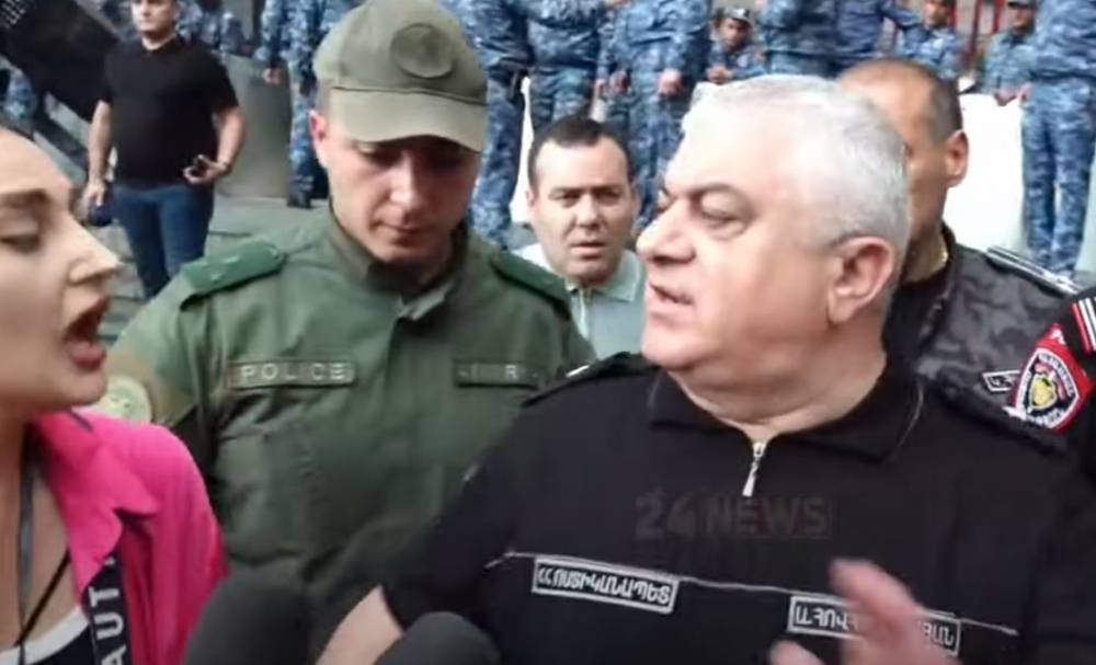 Ու՞ր ա խեղդված գործընկերդ, ո՞ր օրգանդ ա վնասվել, բերեք բուժենք. ոստիկանապետը՝ լրագրողներին (տեսանյութ)
