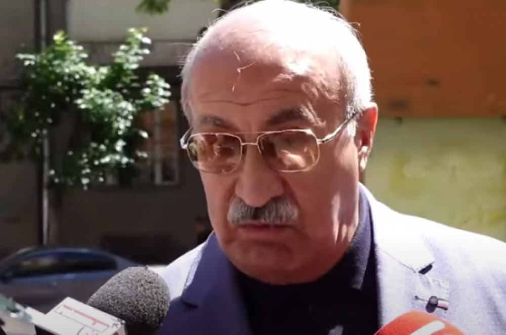 Սրբազանն առավելագույնս համապատասխանում է վարչապետի թեկնածուի պահանջներին, Սահմանադրության արգելքը հաղթահարելի խոչընդոտ է․ Հարությունյան