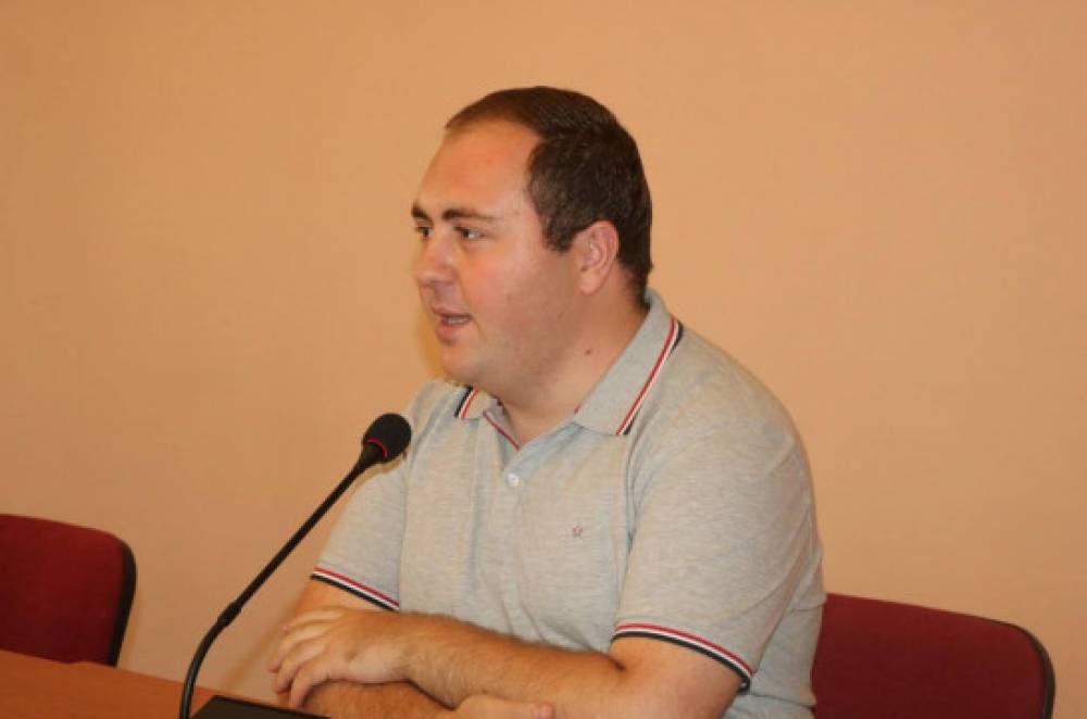 Այս իշխանությունները մեզ տանում են դեպի անդունդ. պետք է խենթ լինել. ԵՊՀ ուսանողական խորհրդի նախագահ