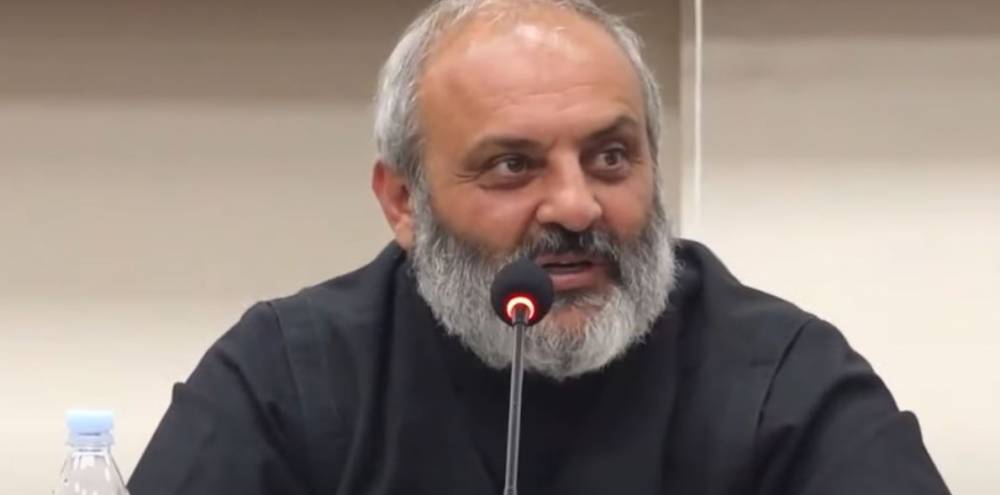 Անցումային կառավարությունը լինելու է վերկուսակցական, ունակ և պրոֆեսիոնալ. Սրբազան