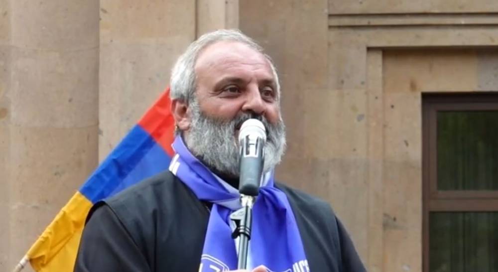 Հեյդարի որդի Իլհա'մ, յուրաքանչյուր ասածիդ համար համարժեք պատասխան կստանաս. Սրբազան