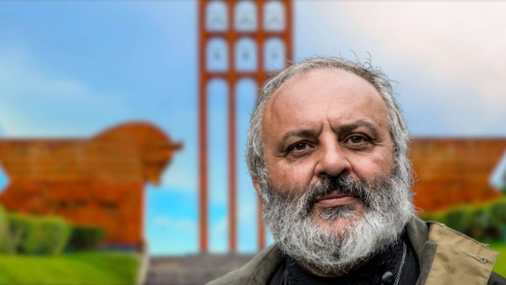 ՈւՂԻՂ. Բագրատ Սրբազանը ներկայացնում է այսօրվա և վաղվա անելիքները. Սրբազան շարժումը Հանրապետության հրապարակում է
