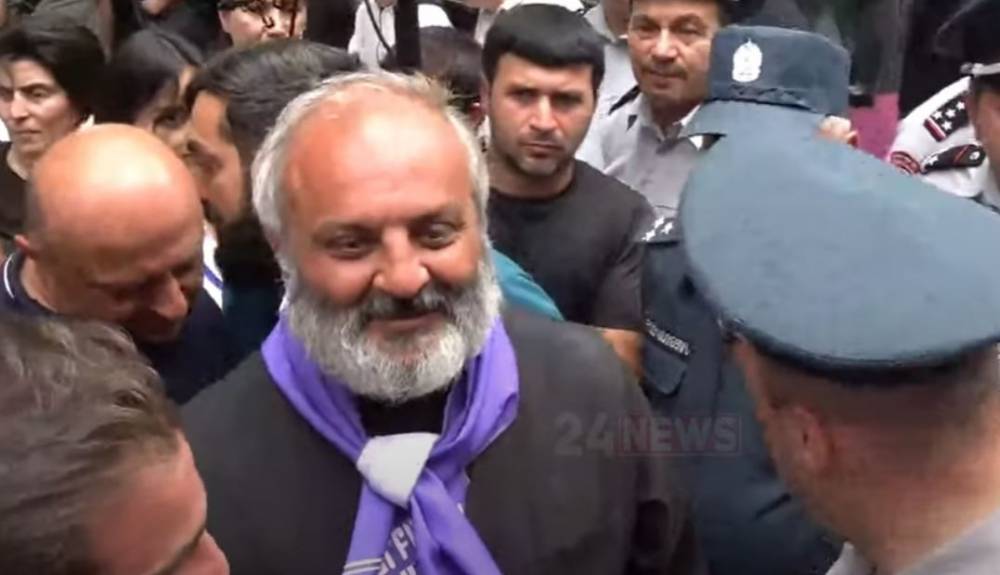 «Նախարարը շաուրմայանոցից ա դուրս եկե՞լ», «Ասում են՝ հա, ուղղակի չենք ճանաչել» (տեսանյութ)