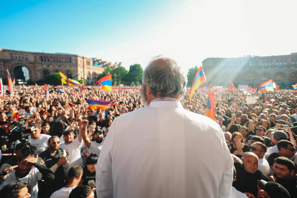 Բագրատ Սրբազանը հայտարարեց՝ ուրիշ տարբերակ չունենք՝ բացի հաղթանակը