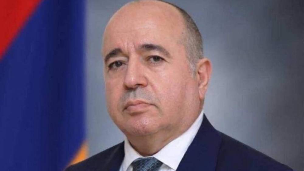 Փաշինյանի նմանները կառչած են մնալու իրենց աթոռից մինչև վերջին հայը. Արշակ Կարապետյանի հայտարարությունը