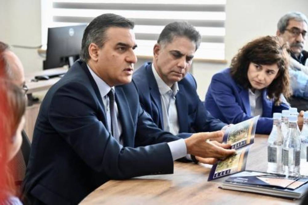 Աշխատանքային հանդիպում եմ ունեցել CCAF համանախագահ Մուրադ Փափազյանի գլխավորած պատվիրակություն հետ