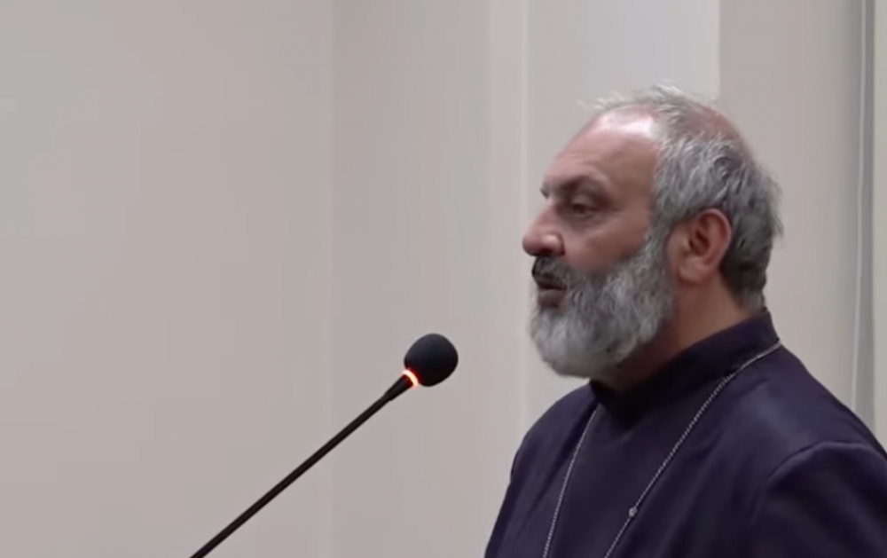 Եթե անկլավների խնդիրը բացվեց, մոռացե'ք, ո'չ Տավուշ կլինի, ո'չ Հայաստան. Սրբազան