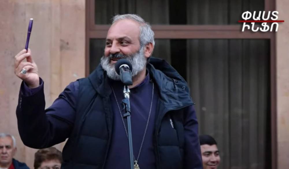 Մեր շարժման գույնը մանուշակագույնն է. Բագրատ Սրբազան (տեսանյութ)