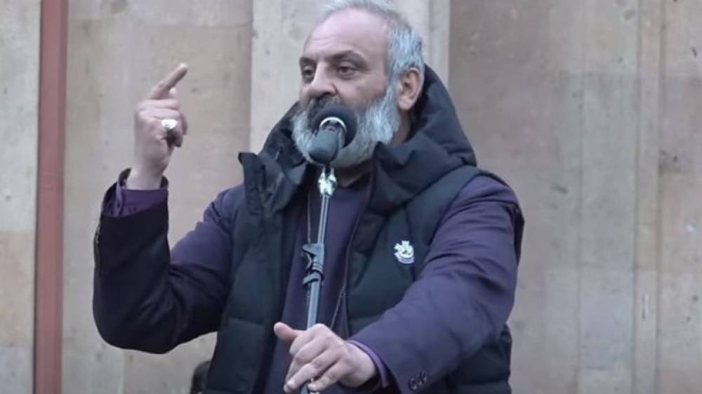 Ինքը պատահականության ծնունդ է, ոչ թե՝ պետականության երաշխավոր․ Բագրատ սրբազանը՝ Փաշինյանին