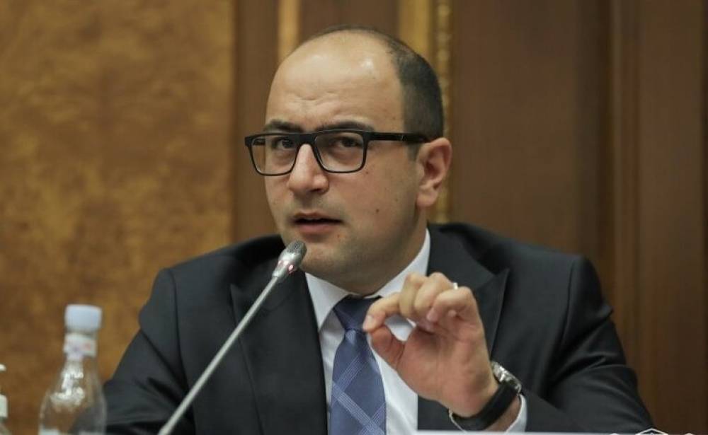Չեմ ուզում հատ-հատ ասեմ՝ ո՞վ քանի՞ դրամով, քանի՞ ռուբլով, քանի՞ եվրոյով, քանի՞ դոլարով ցույցեր էր անում, որտեղի՞ց էր ստանում հրամանները, ո՞ր դեսպանատնից էր սնվում․ Հայկ Մամիջանյան