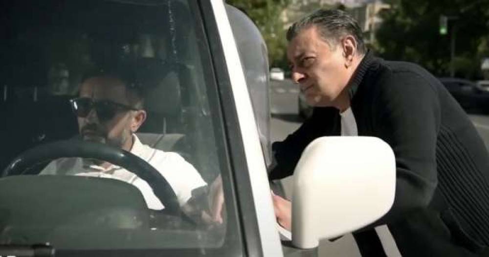 «Դավաճան տեսնելիս սիգնալ տուր ճիշտ ձևով». դերասանը հումորային հոլովակ է ներկայացրել (տեսանյութ)