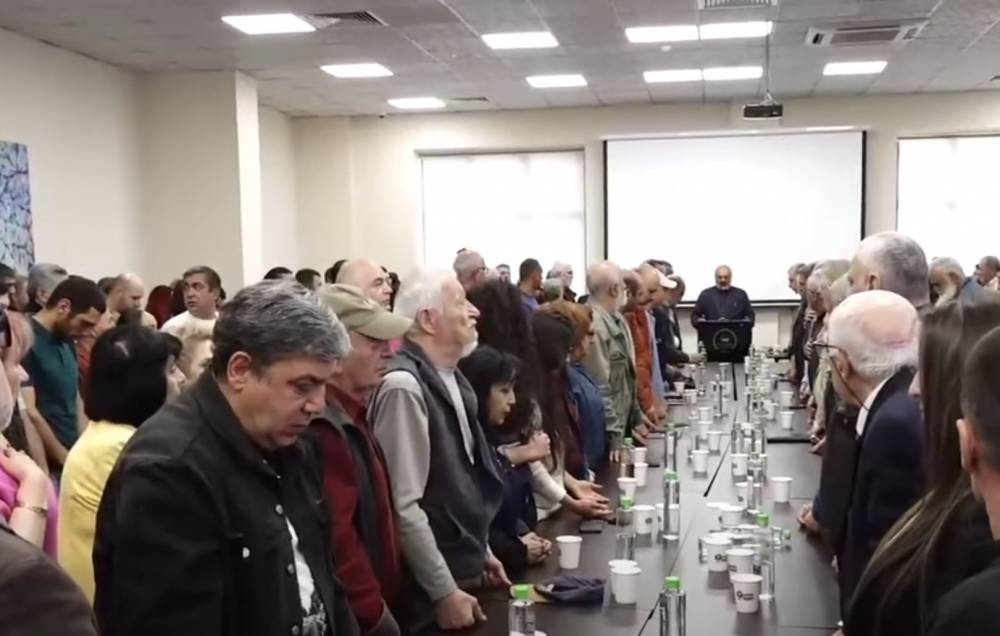 Այս աղբը մեր կյանքից պետք է հեռանա, հստակ է` ճշմարտությունը պետք է հաղթի. Բագրատ Սրբազան