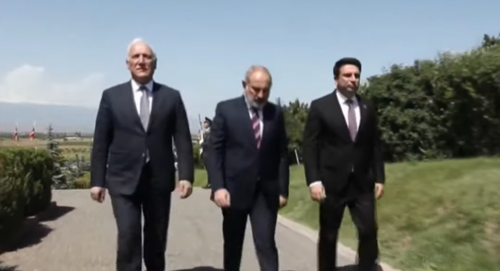 Փաշինյանը՝ Սարդարապատի հուշահամալիրում  է ՈՒՂԻՂ ՄԻԱՑՈՒՄ