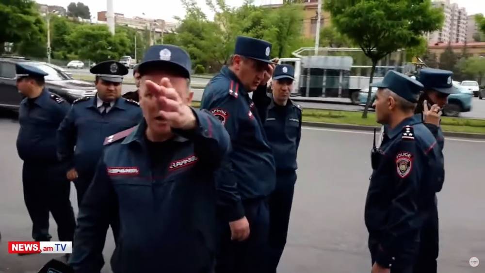 «Հոգեկան հիվանդ եք». ոստիկանը՝ վիրավորեց տարեց կնոջը