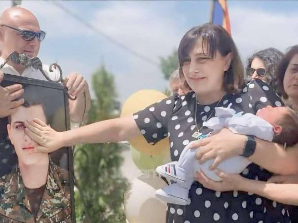 Իմ գույնզգույն շորը սև դարձնելու, իմ ծնունդներն Եռաբլուրում նշելու, իմ հայրենիքը ծախելու, իմ տառապյալ օրերի միակ մեղավորը Նիկոլ Փաշինյանն է