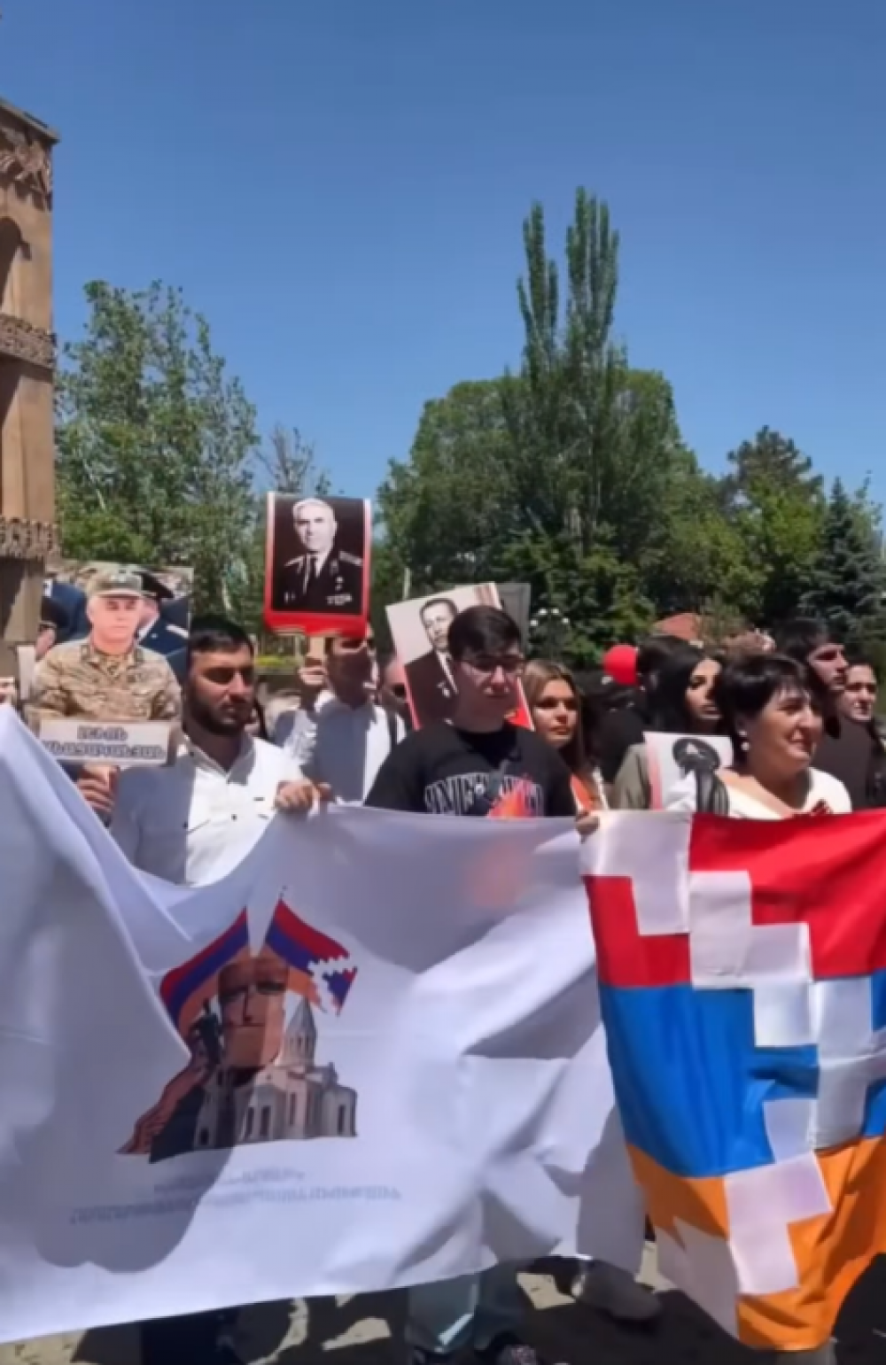 «Հայաստան-Արցախ» ՀԵՄ-ը և «Կամուրջ» քաղաքացիական նախաձեռնությունը մասնակցել են Մեծ Հայրենականի 80-ամյակին նվիրված քայլերթին (Տեսանյութ)