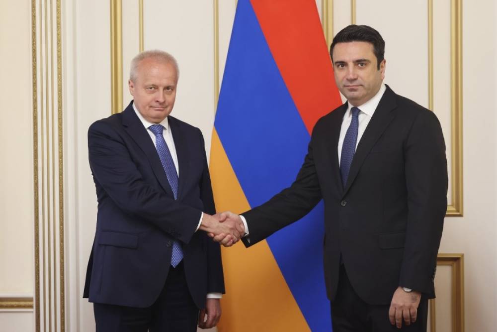 Ալեն Սիմոնյանն ընդունել է Հայաստանում ՌԴ դեսպան Սերգեյ Կոպիրկինին