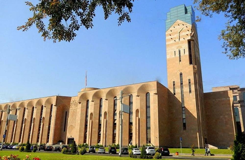 Խուզարկություններ են ընթանում Երևանի քաղաքապետարանում, կան ձերբակալվածներ