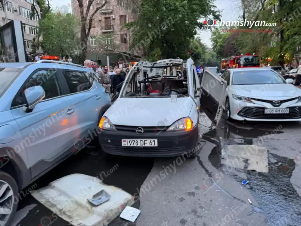 Վնասվել են մի քանի ավտոմեքենաներ, այդ թվում՝ «Porsche Cayenne», «BMW X5». նոր մանրամասներ Սարյան փողոցում տեղի ունեցած պшյթյունից (լուսանկարներ)