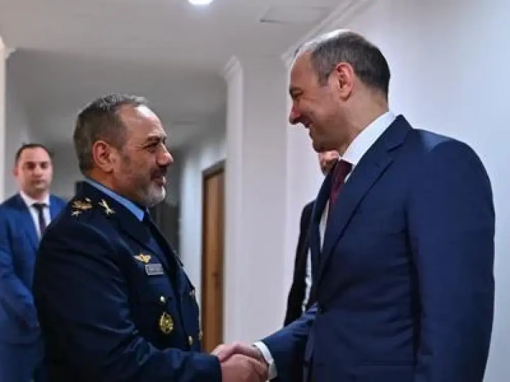 ԱԽ քարտուղարի հետ հանդիպմանն Իրանի պաշտպանության նախարարը վերահաստատել է Իրանի աջակցությունը ՀՀ տարածքային ամբողջականությանը