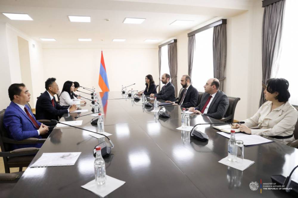 Հայաստանը և Չինաստանն այս պահին գտնվում են հարաբերությունների էական զարգացման փուլում. Միրզոյանն ընդունել է ՀՀ-ում Չինաստանի նորանշանակ դեսպանին