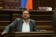 Մեկ օրվա համար պատգամավորին հատկացվում է 22,000 դրամ, պարեկին՝ 11,000 դրամ, իսկ մարտական հերթապահություն իրականացնող զինվորին՝ 1,700 դրամ. Գեղամ Մանուկյան