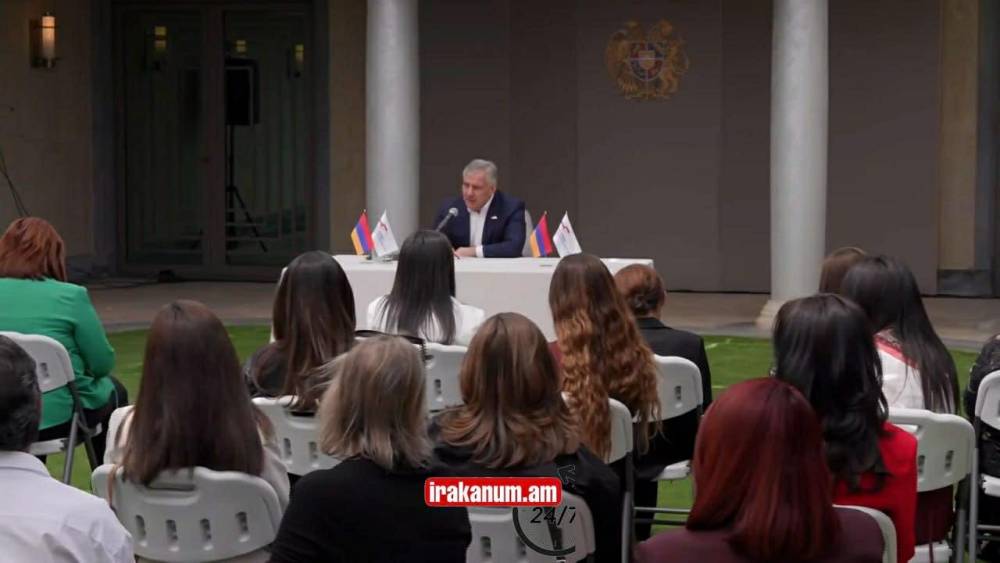 Ո՞վ է լինելու Կարապետյանենց ԱԱԾ պետը, նախագահը
