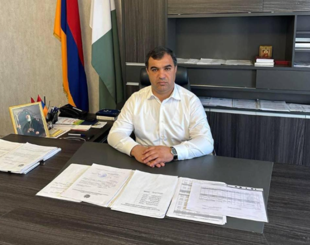 Իրավապահները Մերձավանից հեռացրել են Գեւորգ Հարությունյանի ընտանիքի վերջին անդամներին․ «Հրապարակ»