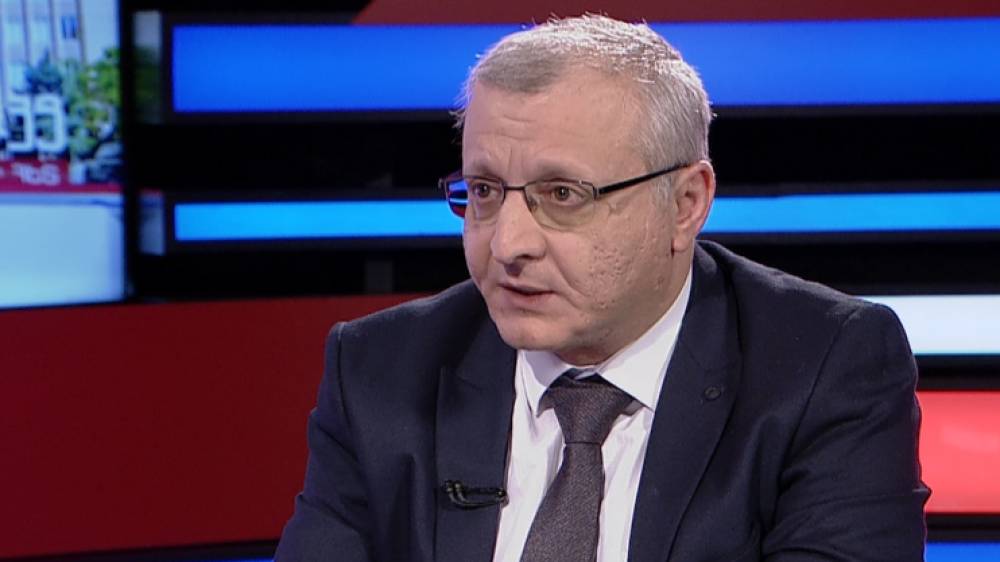 Փաշինյանին նույն կուրատորները դրդում են նոր հարամություն անել. Սուրենյանց