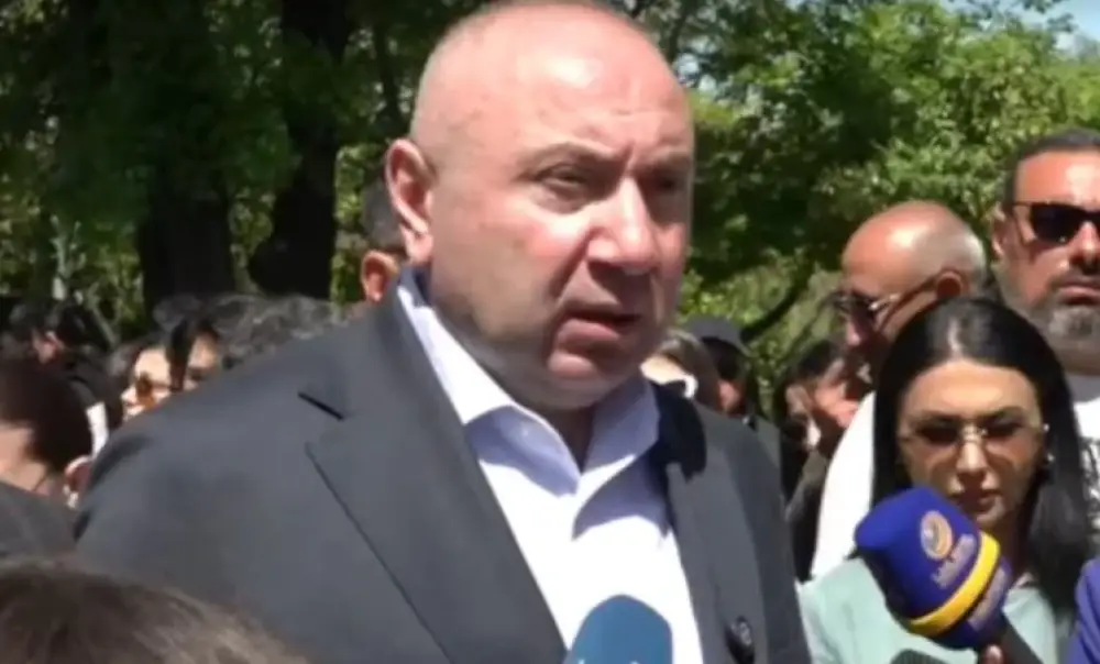 Փաշինյանը դիտմամբ փախել է Երևանից, որ հարգանքի տուրք չմատուցի. Անդրանիկ Թևանյան