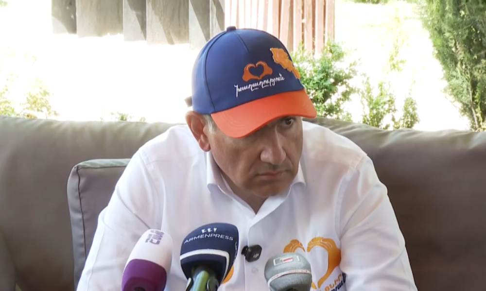 «Այն դպրոցները, որի հետ կապված խնդիր կա, ուսուցիչները աշխատանքից ազատման դիմումներ են գրել». Փաշինյանը՝ Ապարանում տեղի ունեցած միջադեպի մասին