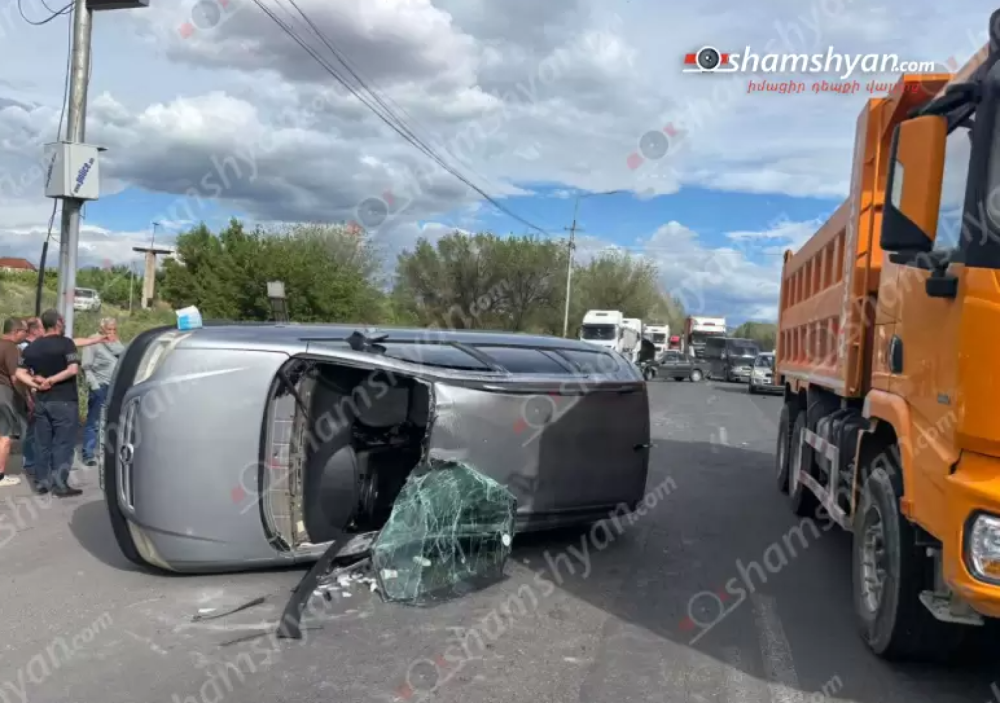 Շիրակի փողոցում բшխվել են «Mercedes»-ն ու 2 «Opel»-ները․ 3 վիրшվորներից 2-ը երեխաներ են