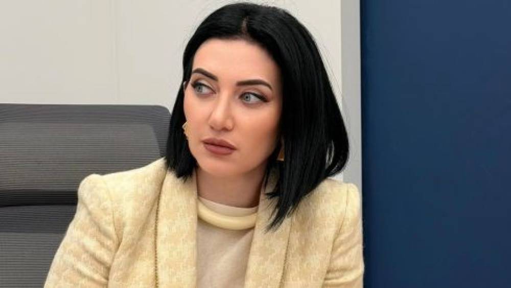 Ովքե՞ր են ձայն փոշիացնողները. Արփինե Հովհաննիսյան