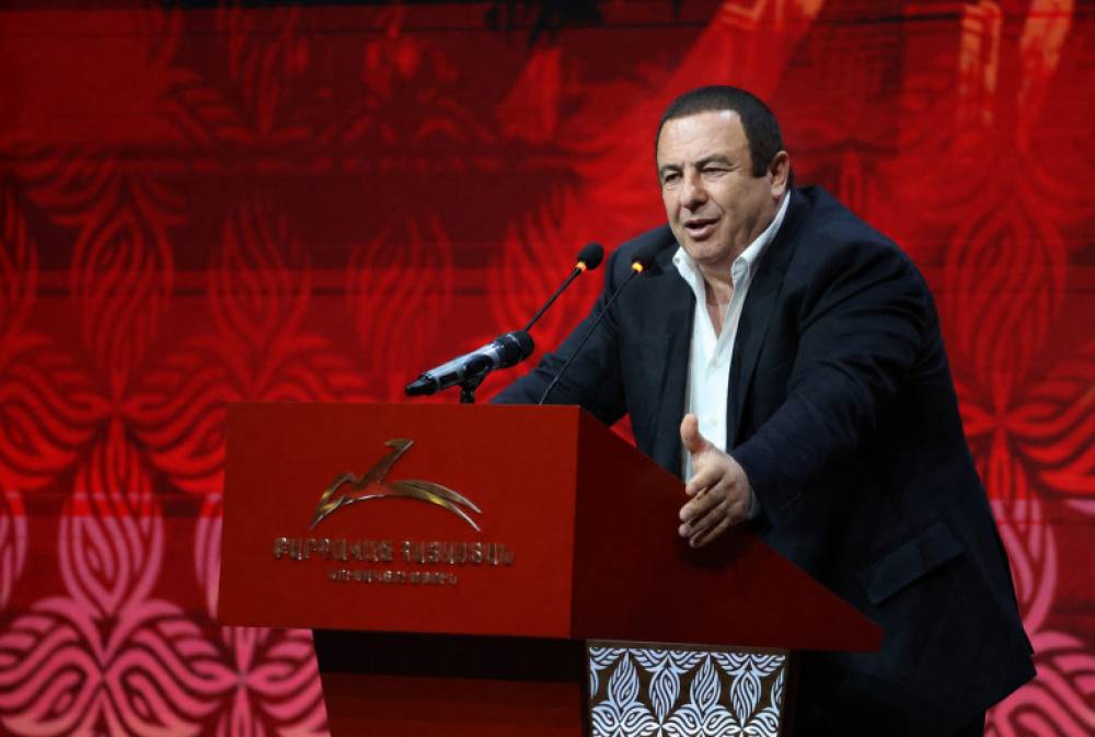 Ինչո՞ւ «Բարգավաճ Հայաստան» կուսակցությունն իր վարչապետի թեկնածուի անունը չի հնչեցնում