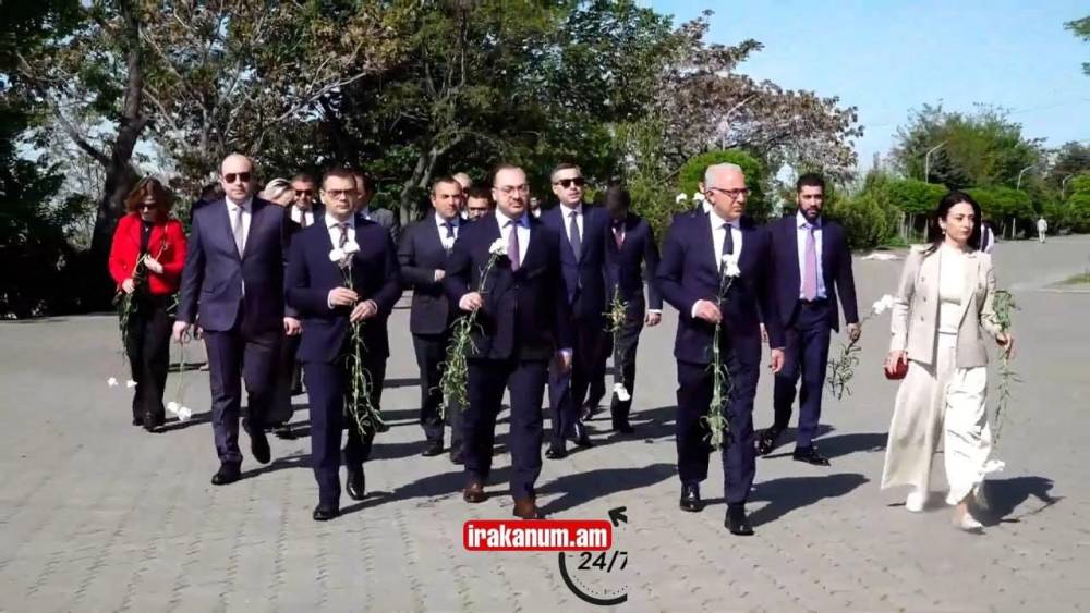 Ովքեր են ներկա Հաղթանակի օրվա միջոցառմանը իշխանության ներկայացուցիչներից