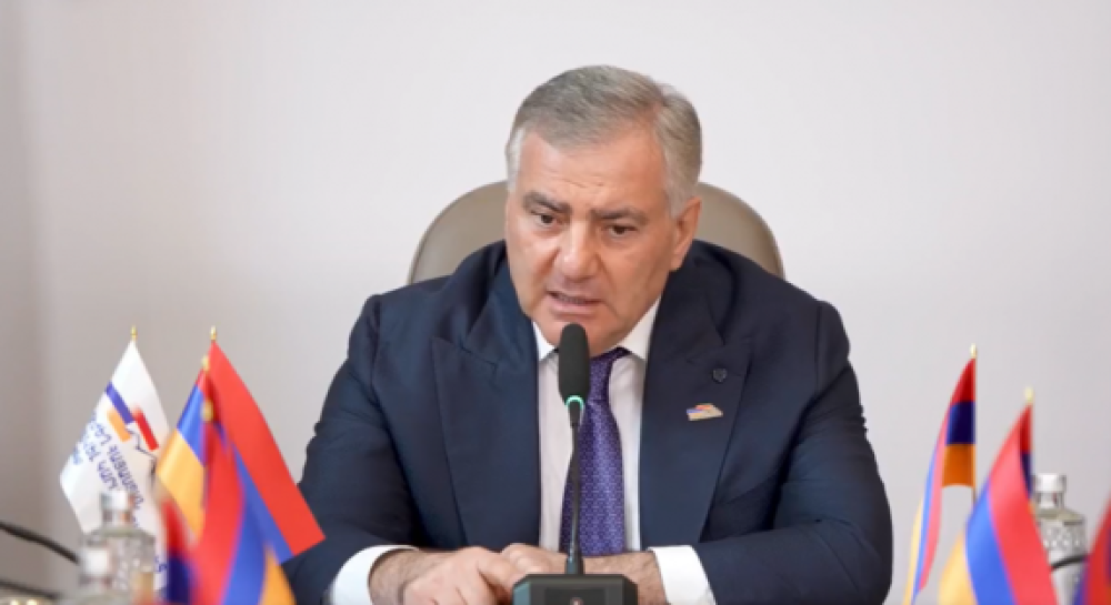 Չէին սպասում, որ Սամվել Կարապետյանն անգլերեն կխոսի. «Հրապարակ»