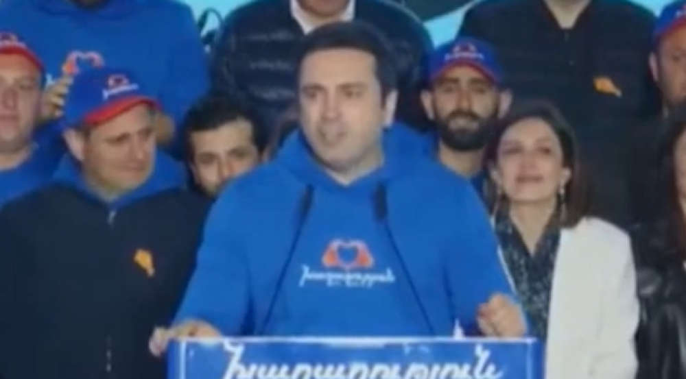 Ալեն Սիմոնյանը սպառնաց Քոչարյանին, Կարապետյանին ու Ծառուկյանին